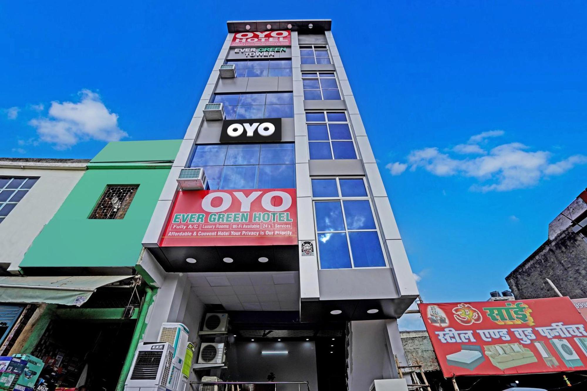 Oyo Flagship Evergreen Tower Hotel ガーズィヤーバード エクステリア 写真